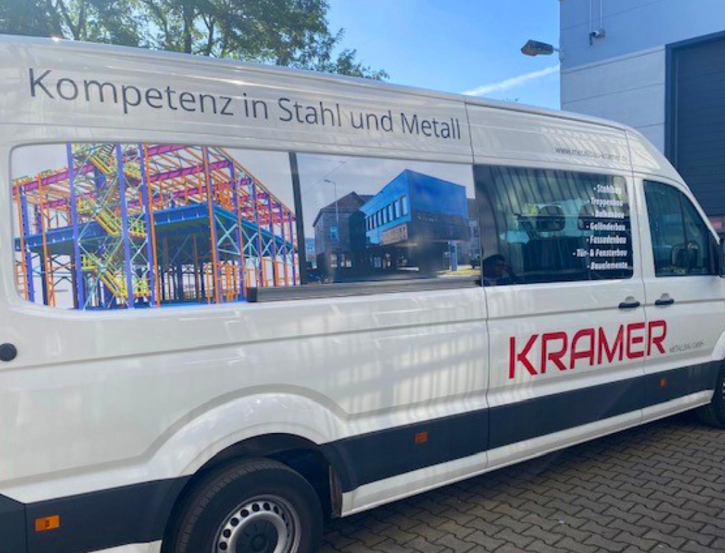 Ein Mercedes Sprinter der Firma Kramer
